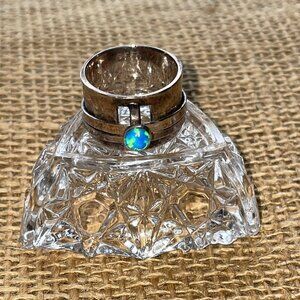 Silpada opal and silver spinner band ring